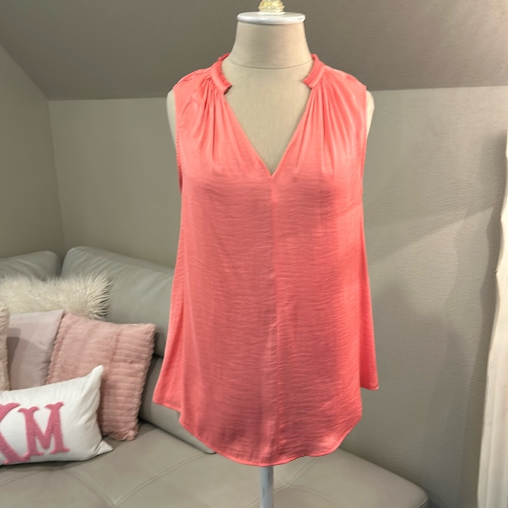 Ladies silky coral top
